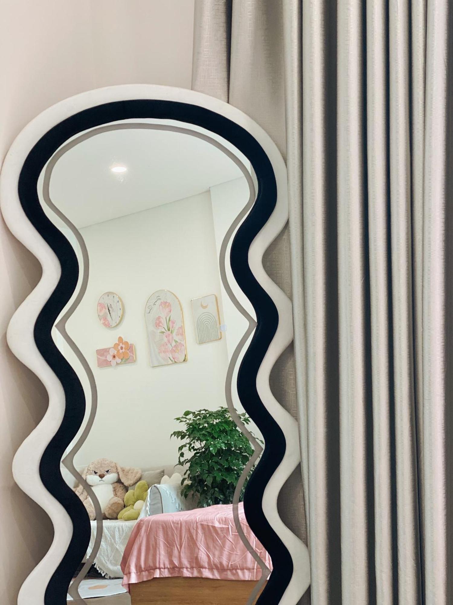 Vinhomes Smartcity - Toa Masteri - Tron Khách sạn hẻo lánh *
